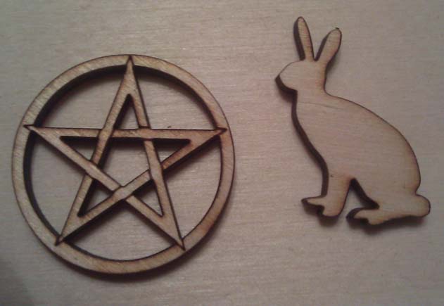 this is the cut from the top.the pentangle is 1&quot; dia