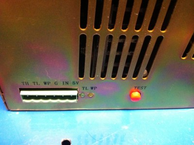 Hi TeacDance, first of all thank you for taking your time replying to my question. <br />I got some pictures of the original power supply.